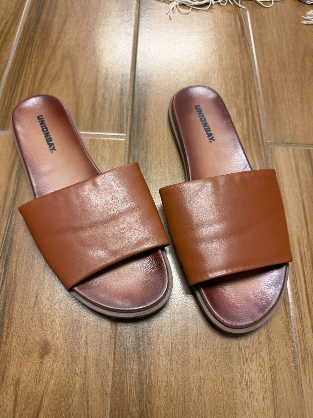 UNIONBAY Women's Brown Paddie Sandals Size 7.5 In Great Shape!!